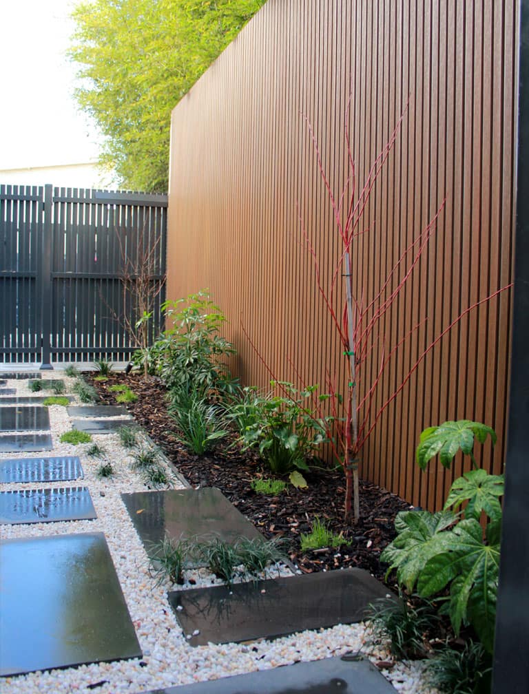 Privacy Screen Project Hawthorn – Ploterra - Landscape Design and Construction